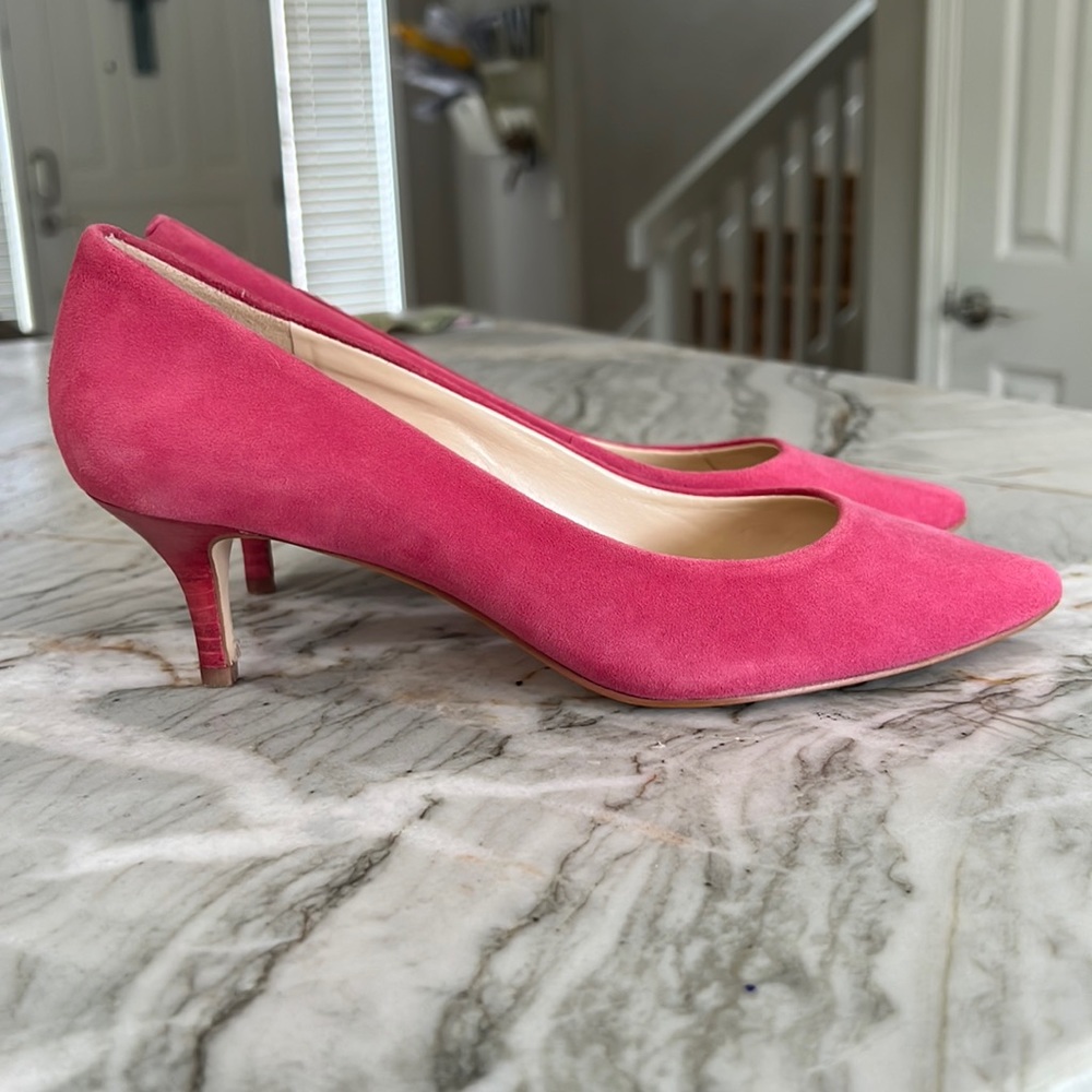 Nine West fuchsia suede heels, size 7.5